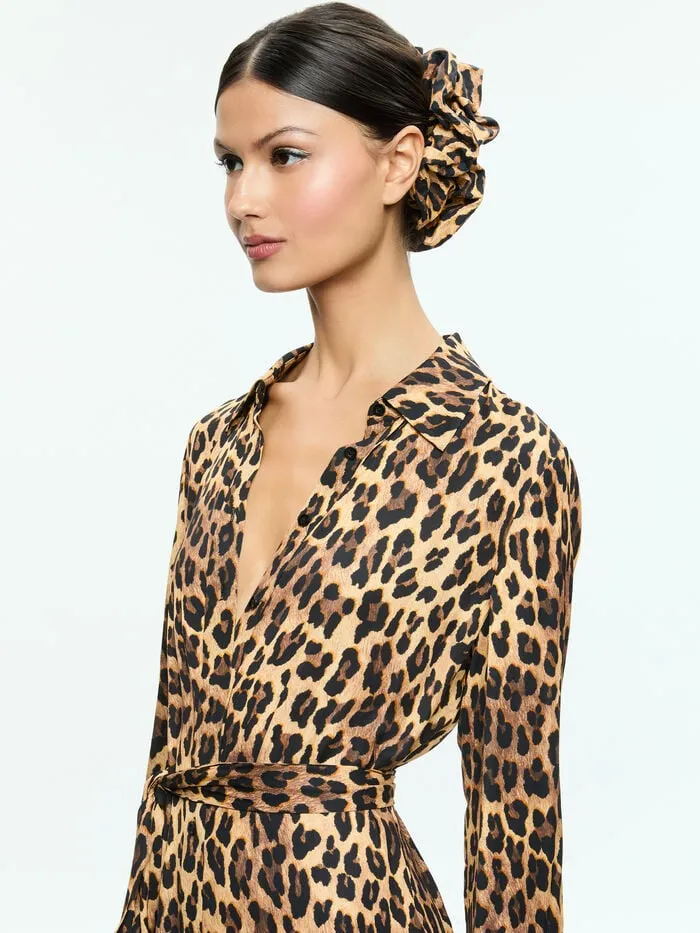 Alice Olivia DRESSES WOMEN CHASSIDY MAXI SHIRT DRESS Spotted Leopard Dark Tan