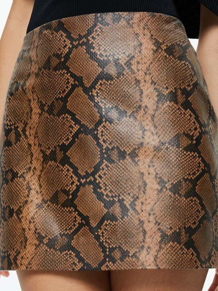 Alice Olivia SKIRTS WOMEN ELANA VEGAN MINI SKIRT Camelandblack Snake