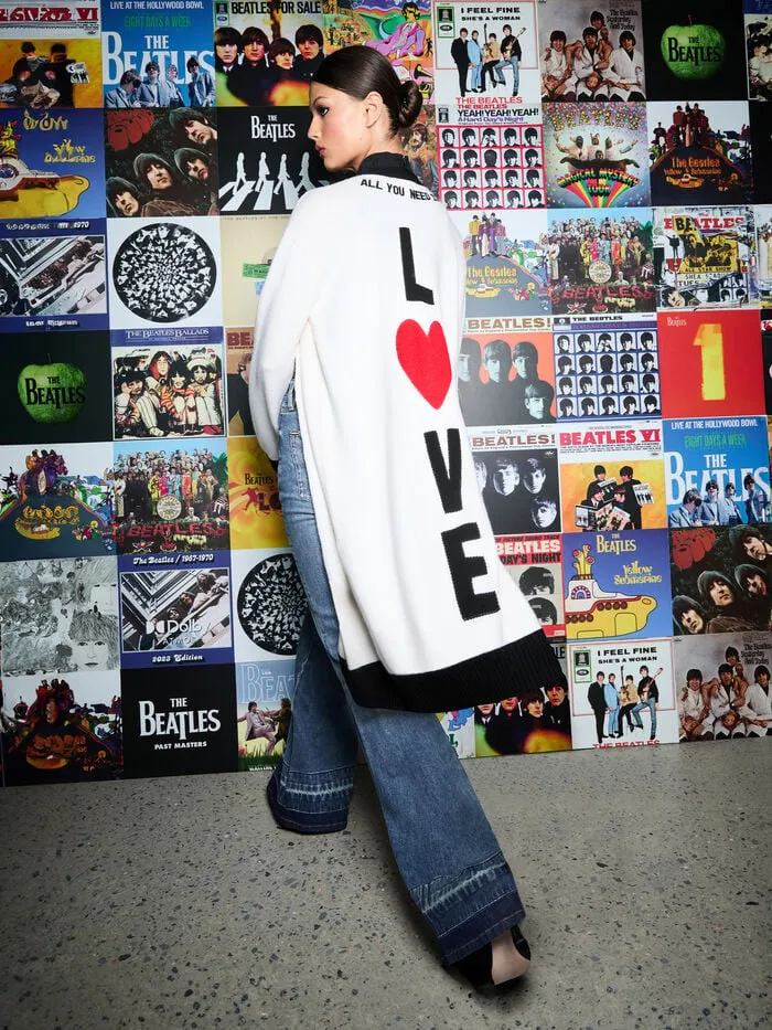 Alice Olivia SWEATERS WOMEN AO X THE BEATLES BRADFORD MAXI CARDIGAN Ecru Multi