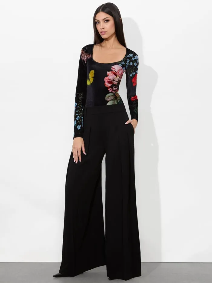 Alice Olivia TOPS WOMEN DELAINA VELVET TOP The Wind Floral