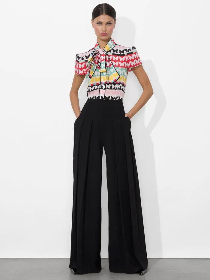 Alice Olivia TOPS WOMEN JEANNIE BUTTON DOWN Flutters