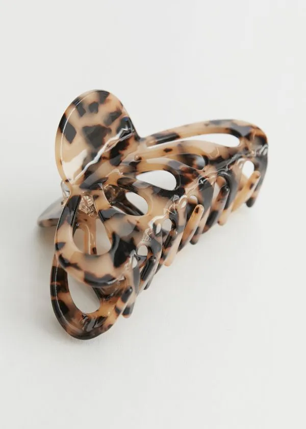and Other Stories Butterfly Claw Clip Beige Tortoise Women Hair Accessories