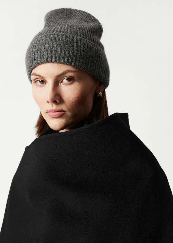 and Other Stories Cashmere Beanie Dark Grey Women Headwear and Other Stories Cashmere Beanie Dark Grey Women Headwear