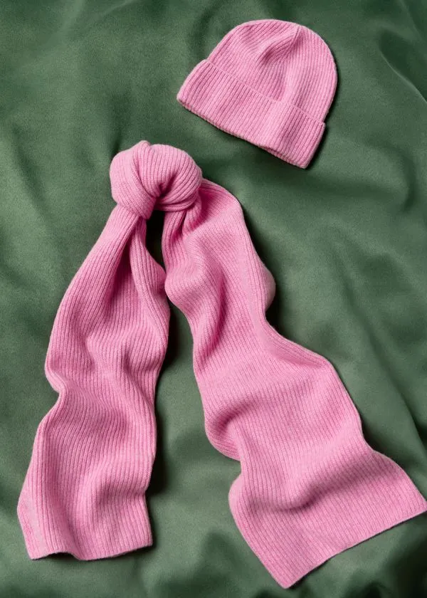 and Other Stories Cashmere Beanie Pink Women Headwear and Other Stories Cashmere Beanie Pink Women Headwear