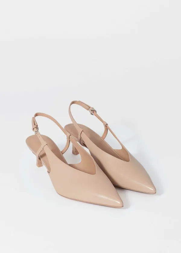 and Other Stories Classic Leather Slingback Pumps Beige Women Pumps