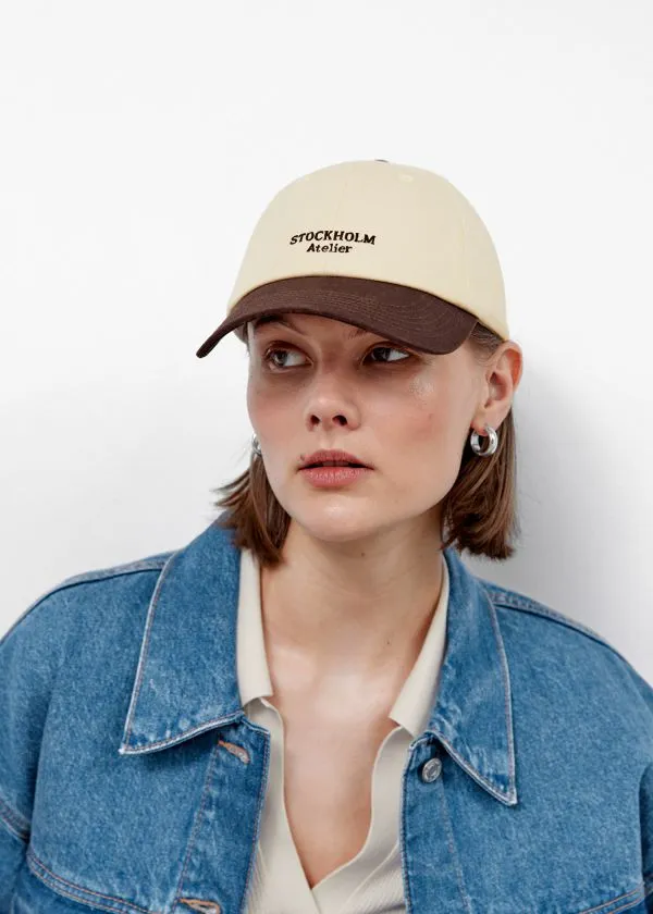 and Other Stories Embroidered Baseball Cap Mahoganyandecru Women Headwear and Other Stories Embroidered Baseball Cap Mahoganyandecru Women Headwear