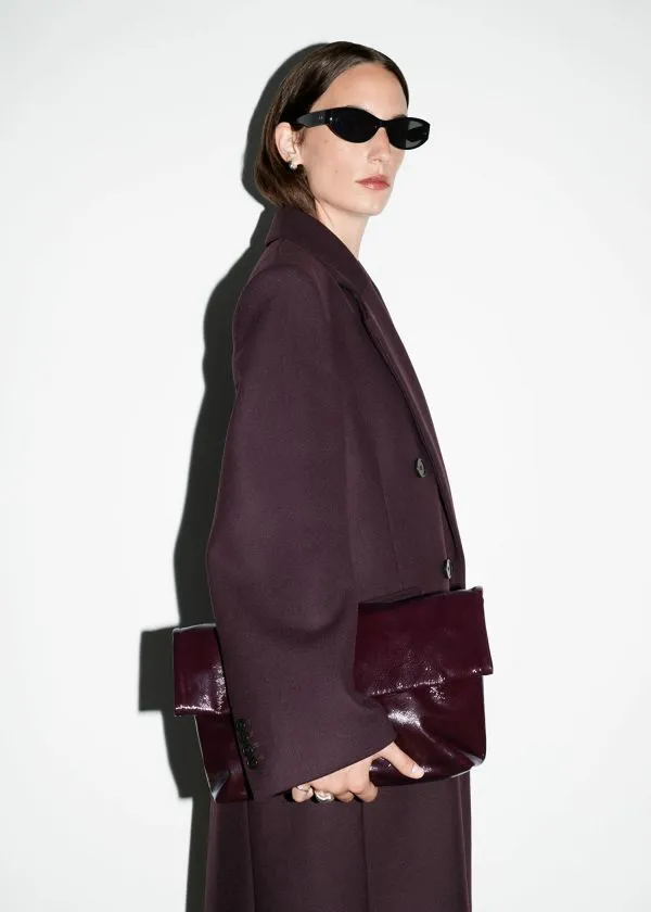 and Other Stories Folded Clutch Burgundy Women Shoulder Bags