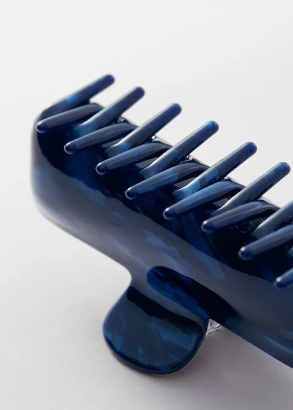 and Other Stories Marbled Claw Clip Dark Blue Women Hair Accessories and Other Stories Marbled Claw Clip Dark Blue Women Hair Accessories