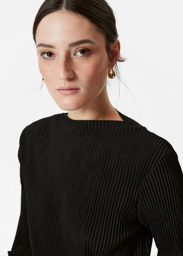 and Other Stories Pleated Top Black Women Tops and Tshirts
