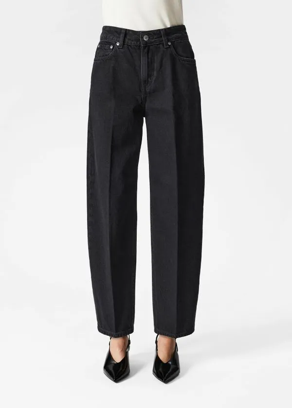 and Other Stories Tapered Jeans Black Women Jeans