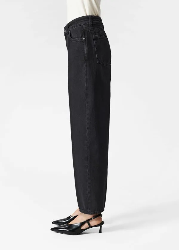 and Other Stories Tapered Jeans Black Women Jeans