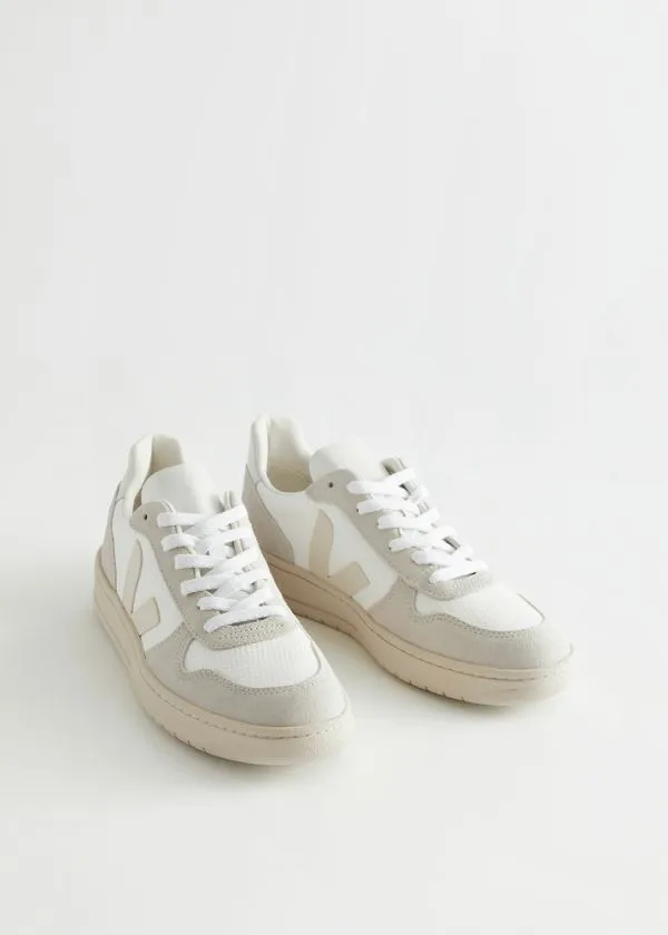 and Other Stories Veja V10 Sneakers Whiteandbeige Women Sneakers