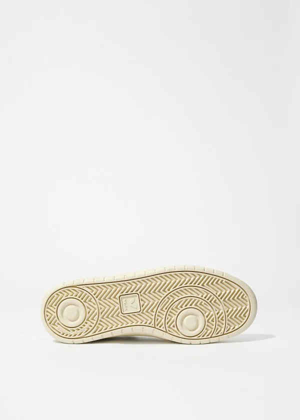 and Other Stories Veja V90 Sneakers Dusty White Women Sneakers and Other Stories Veja V90 Sneakers Dusty White Women Sneakers
