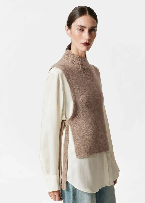 and Other Stories Wool Bib Collar Mole Women Knitwear