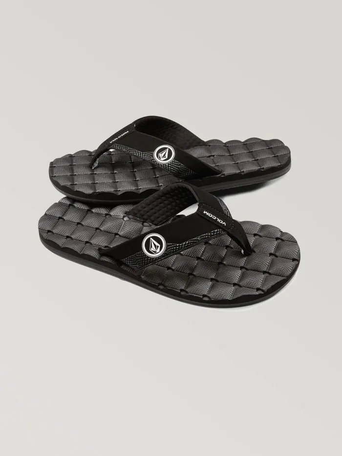 Boys Sandals Volcom Big Boys Recliner Sandal 8211 Black White