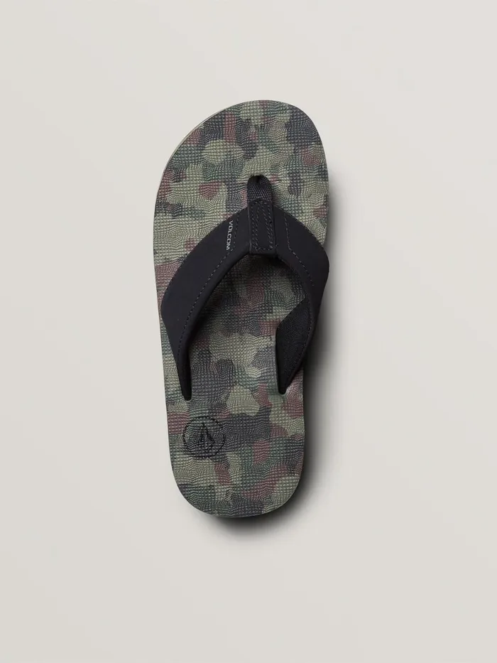 Boys Sandals Volcom Big Boys Victor Sandal 8211 Dark Camo