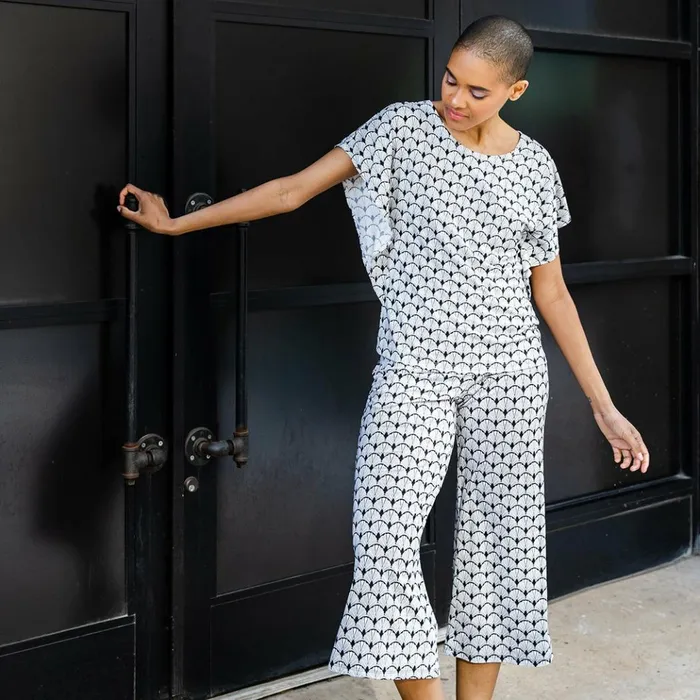 Butter Knit 8211 Caftan Flutter Sleeve Top 8211 Fan Motif 8211 Final Sale Women Clara Sunwoo Tops Tunics Butter Knit 8211 Caftan Flutter Sleeve Top 8211 Fan Motif 8211 Final Sale Women Clara Sunwoo Tops Tunics