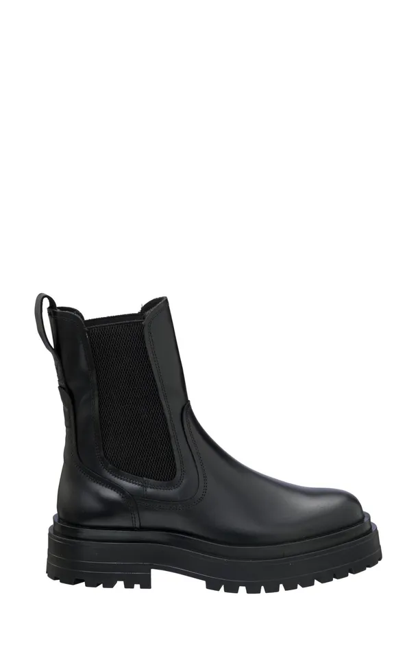 Chelsea Boots In Leather Women YAYA Shoes Chelsea Boots In Leather Women YAYA Shoes