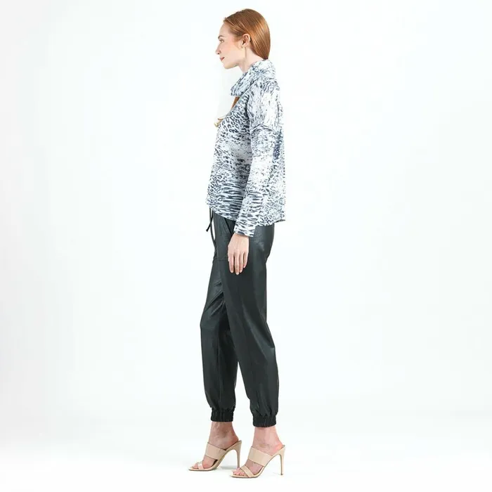 Cozy Shimmer Texture 8211 Tipped Hem Sweater Top 8211 Snow Leopard 8211 Final Sale Women Clara Sunwoo Sweaters