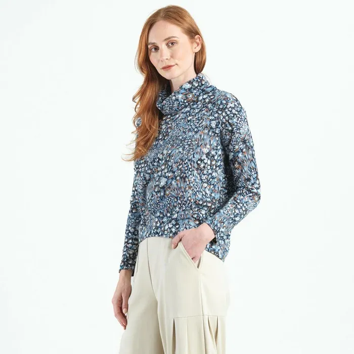 Cozy Texture 8211 Textured Tipped Hem Sweater Top 8211 Floral Puff 8211 Final Sale Women Clara Sunwoo Sweaters