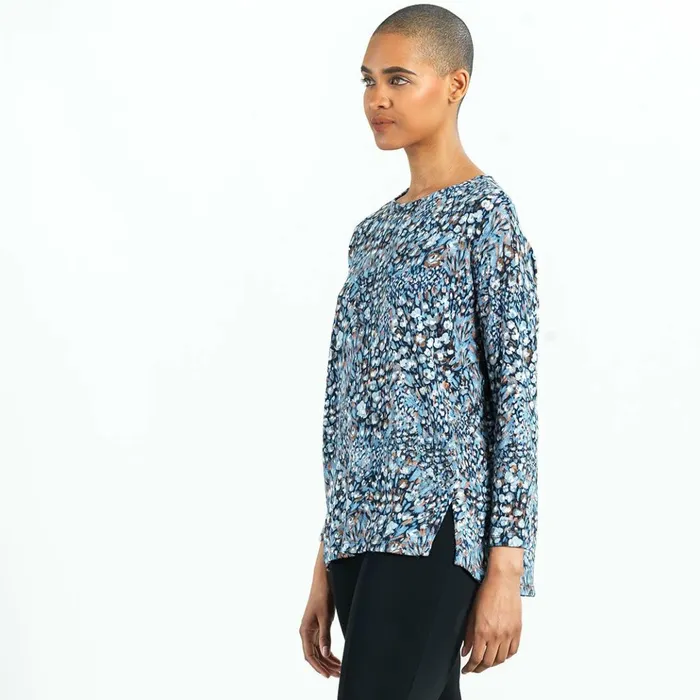 Cozy Texture 8211 Textured Vented Sweater Tunic 8211 Floral Puff 8211 Final Sale Women Clara Sunwoo Sweaters