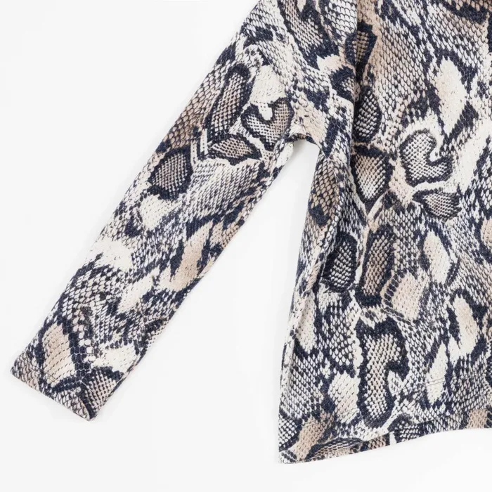 Cozy Texture 8211 Tipped Hem Sweater Top 8211 Python Scale 8211 Final Sale Women Clara Sunwoo Sweaters
