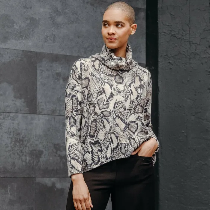 Cozy Texture 8211 Tipped Hem Sweater Top 8211 Python Scale 8211 Final Sale Women Clara Sunwoo Sweaters