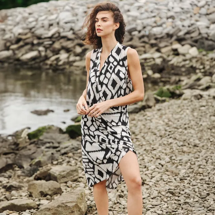 Crinkle Pleat Knit 8211 Crossover Tulip Hem Dress 8211 Aztec 8211 Final Sale Women Clara Sunwoo Dresses Jumpsuits Crinkle Pleat Knit 8211 Crossover Tulip Hem Dress 8211 Aztec 8211 Final Sale Women Clara Sunwoo Dresses Jumpsuits