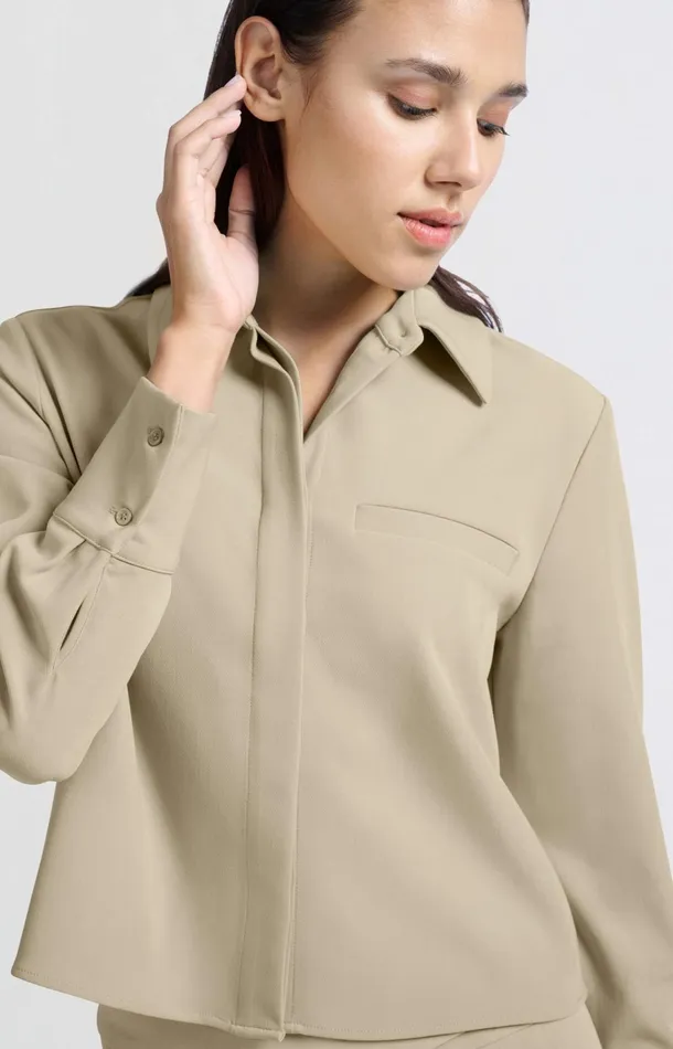 Cropped Blouse With Long Sleeves And Chest Pocket Safari Women YAYA Blouses Cropped Blouse With Long Sleeves And Chest Pocket Safari Women YAYA Blouses
