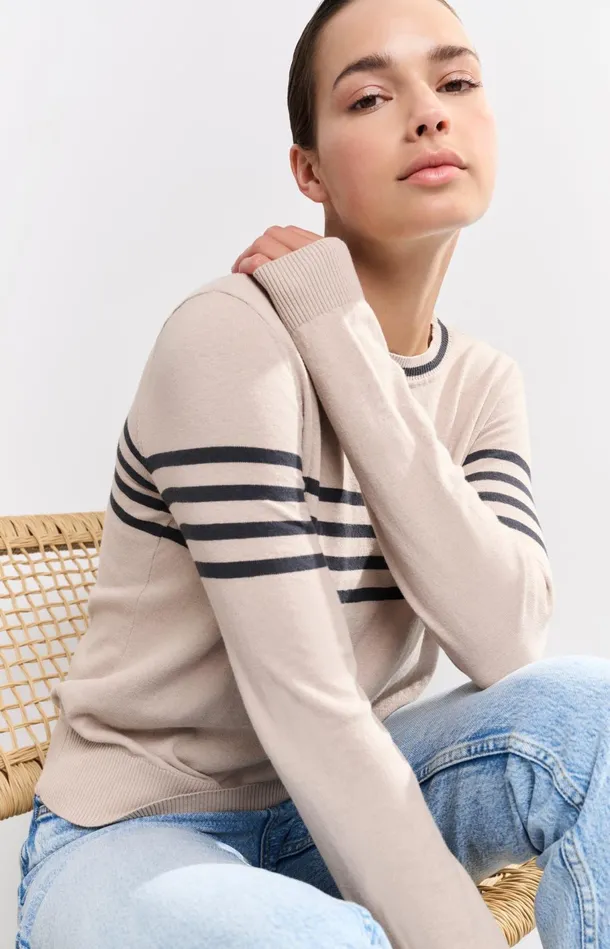 Fine Knitted Striped Sweater With Long Sleeves Humus Beige Dessin Women YAYA Sweaters Fine Knitted Striped Sweater With Long Sleeves Humus Beige Dessin Women YAYA Sweaters