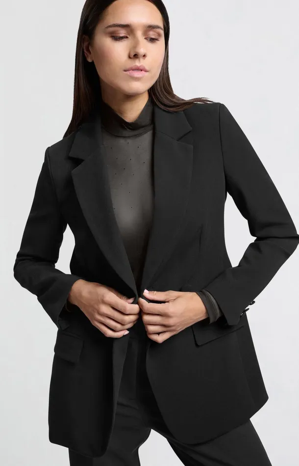 Fitted Blazer With Asymmetrical Closure And Front Pockets Black Women YAYA Blazers Fitted Blazer With Asymmetrical Closure And Front Pockets Black Women YAYA Blazers