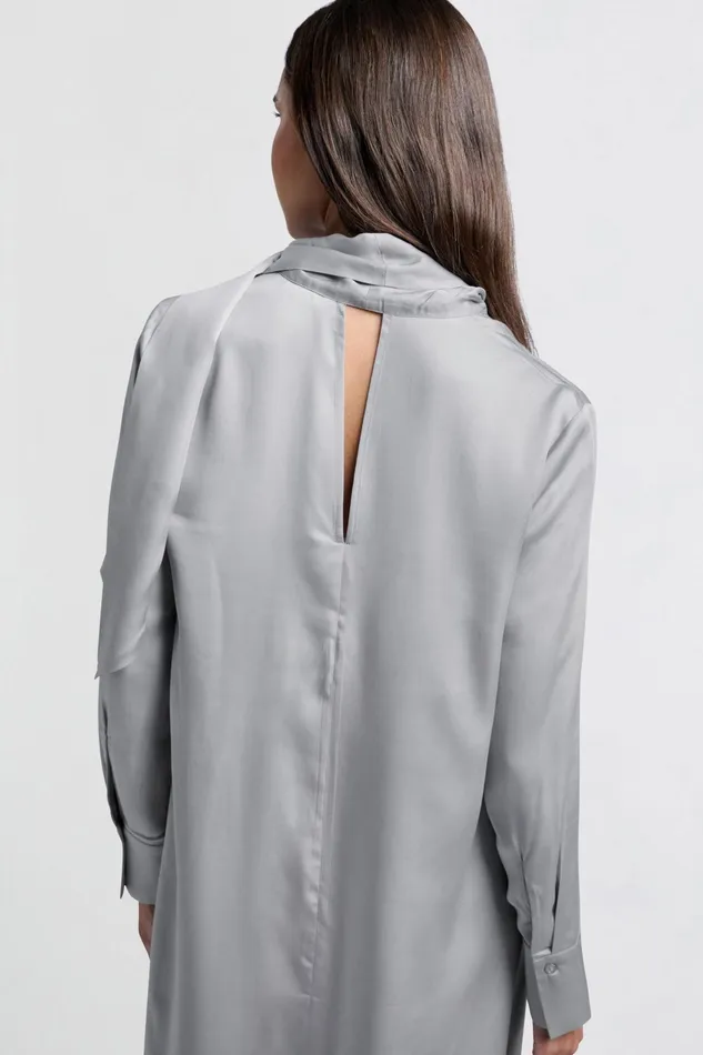 Flowing Dress With Bow Detail And Vneck Light Metal Grey Women YAYA Dresses Flowing Dress With Bow Detail And Vneck Light Metal Grey Women YAYA Dresses