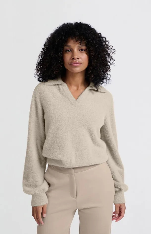Fluffy Polo Sweater With Classic Collar And Vneck Feather Women YAYA Sweaters