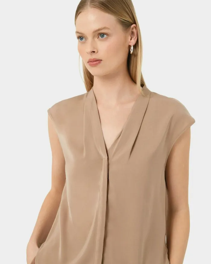 Forcast Adelaide Vneck Cap Sleeve Top Light Coralsand Beigeecruivoryblack Women TShirts and Tops