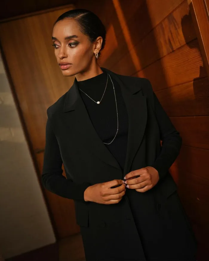 Forcast Avelyn Mock Neck Knit Wineoatmealblack Women TShirts and Tops