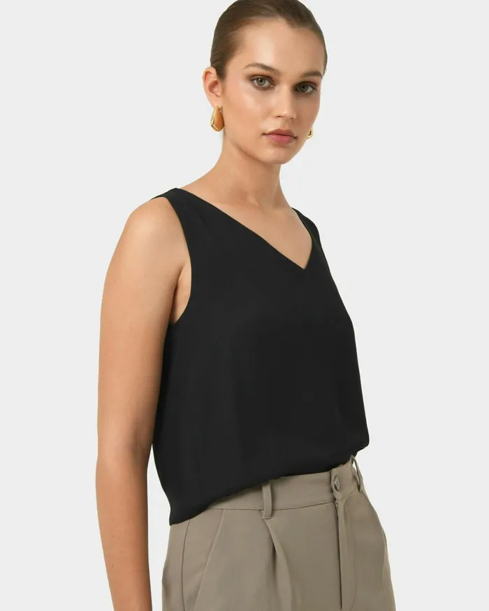 Forcast Blair Vneck Crop Top Pinkivoryblack Women TShirts and Tops