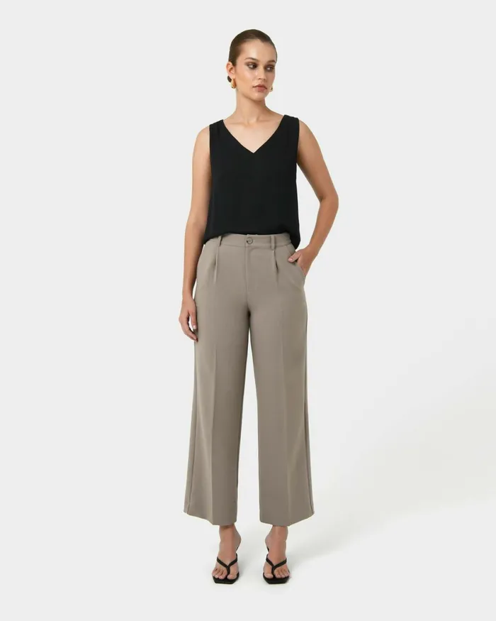 Forcast Blair Vneck Crop Top Pinkivoryblack Women TShirts and Tops