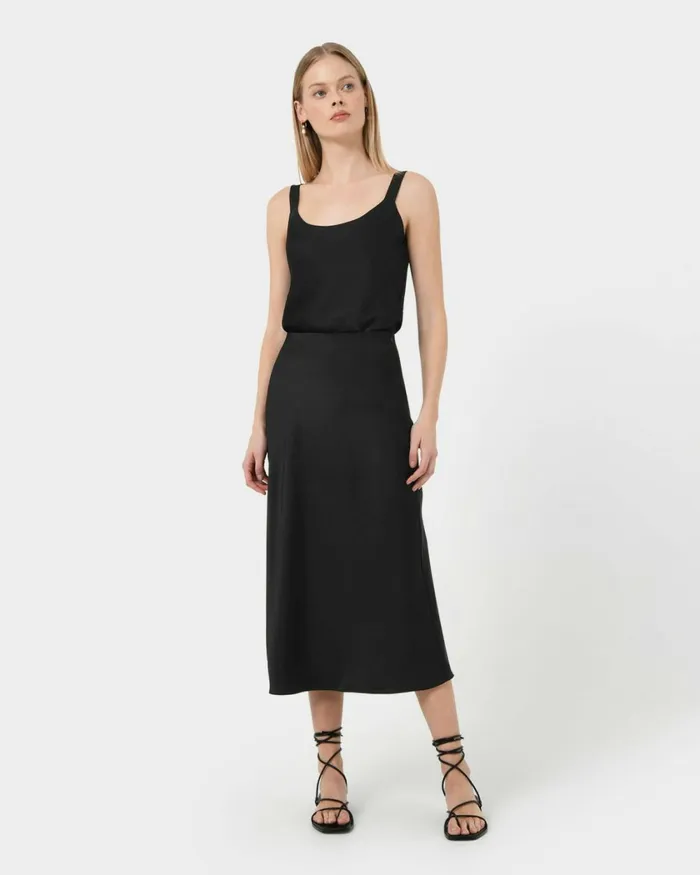 Forcast Kalena Satin Bias Skirt Dark Camelblack Women Midi and Maxi Skirts