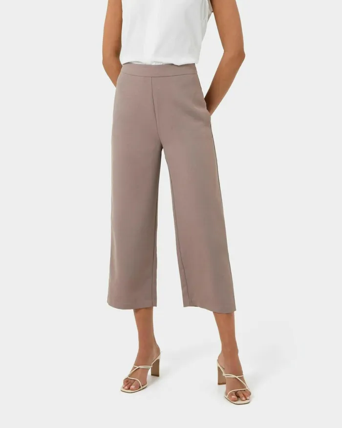 Forcast Lexee Highwaist Culotte Tobaccomochaivoryblack Women Cropped Pants