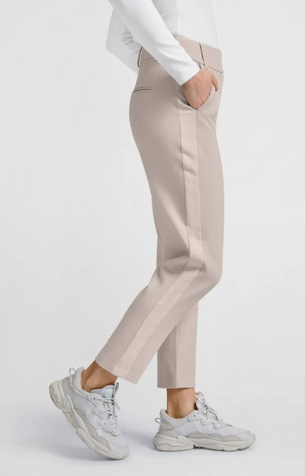 Highwaist Trousers With Piping Detail And Straight Legs Pumice Stone Beige Women YAYA Trousers Highwaist Trousers With Piping Detail And Straight Legs Pumice Stone Beige Women YAYA Trousers
