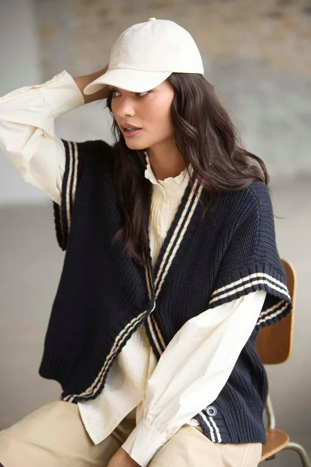 IN FRONT CARDIGANS KNITS Women SAMBA KNIT VEST 16538 591 Navy 591 IN FRONT CARDIGANS KNITS Women SAMBA KNIT VEST 16538 591 Navy 591