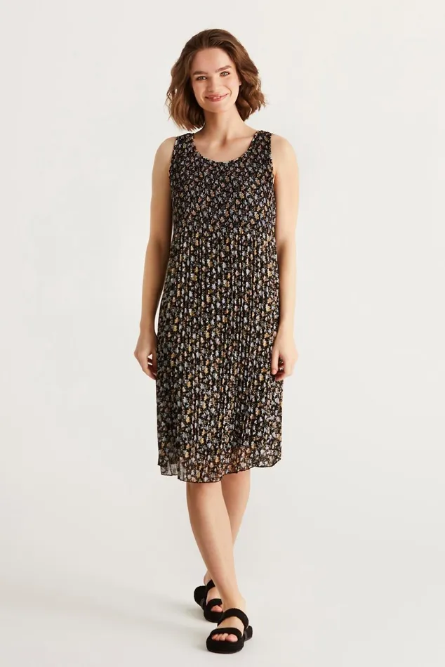 IN FRONT DRESSES Women JAYDE PLISSE DRESS 14989 999 Black 999
