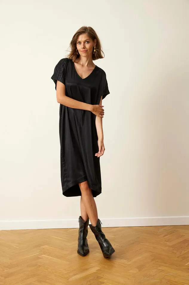 IN FRONT DRESSES Women ROZA DRESS 15968 999 Black 999