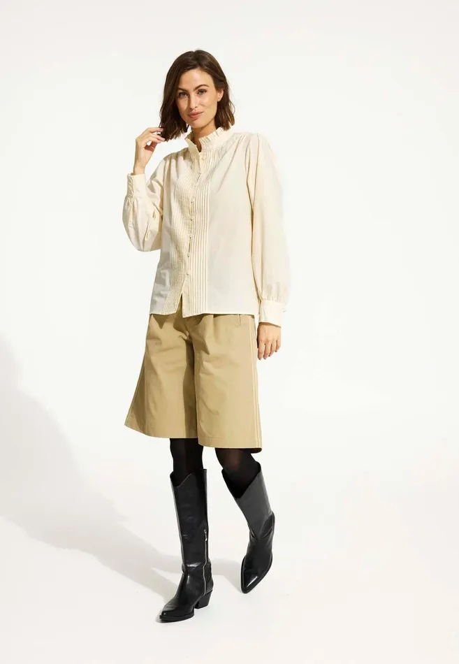 IN FRONT PANTS Women ARIA SHORTS 16523 191 Sand 191