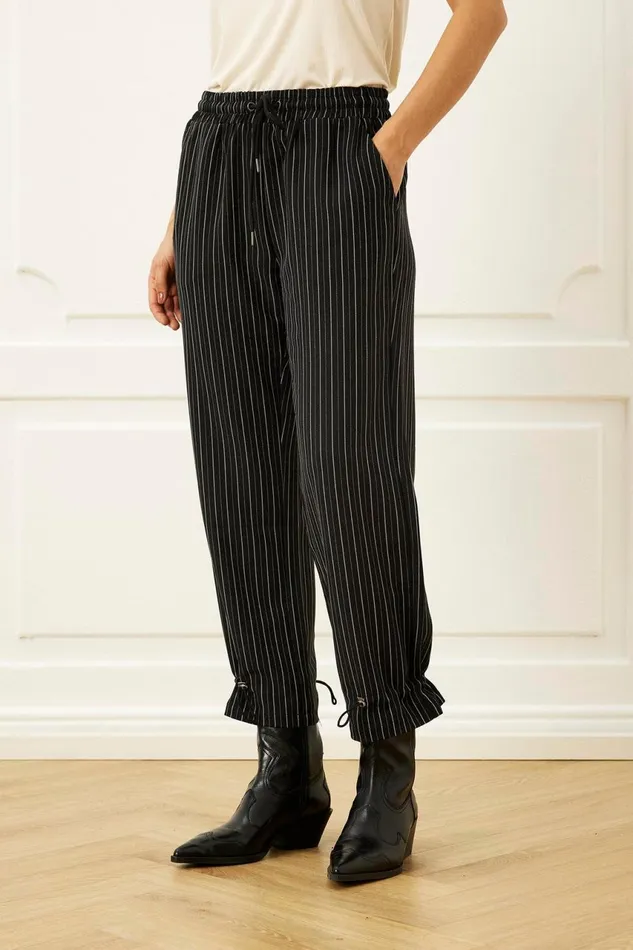 IN FRONT PANTS Women HILDA PANTS 16053 999 Black 999
