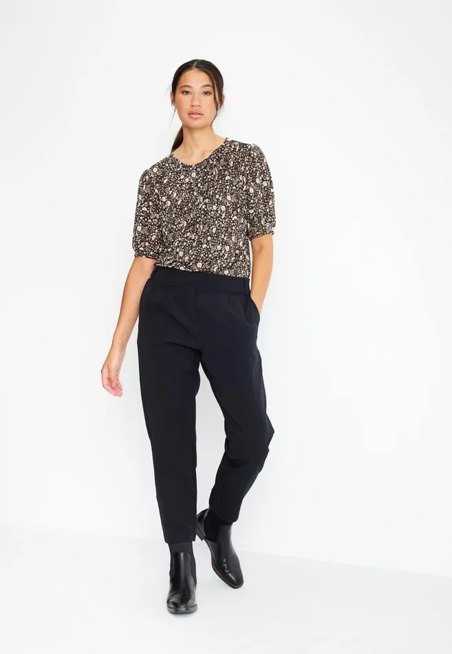 IN FRONT PANTS Women LEA PANT 15216 999 Black 999