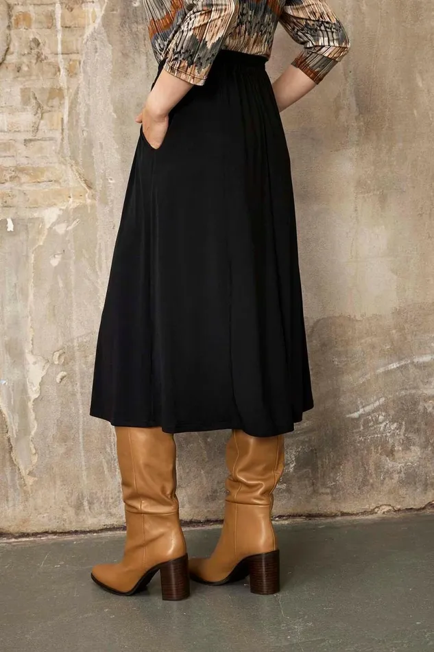 IN FRONT SKIRTS Women SUSSI SKIRT 15989 999 Black 999
