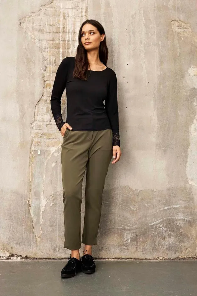 IN FRONT TOPS TSHIRTS Women VIVIAN BLOUSE 15862 999 Black 999