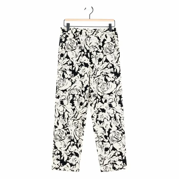 Jogger Pocket Capri 8211 Abstract Rose Women Clara Sunwoo Spring Collection