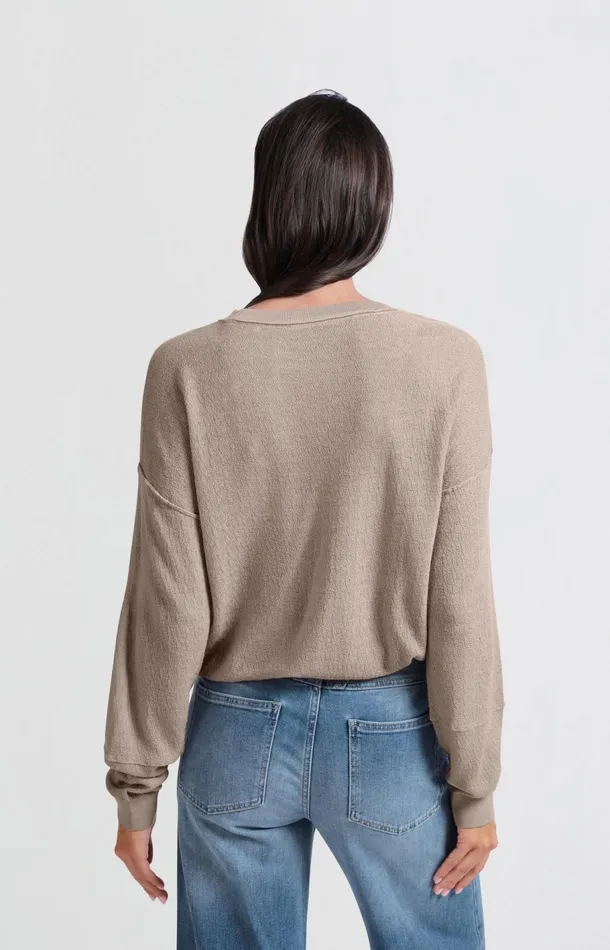 Light Brown Sweater With Round Neck And Subtle Seams Feather Grey Women YAYA Sweaters Light Brown Sweater With Round Neck And Subtle Seams Feather Grey Women YAYA Sweaters